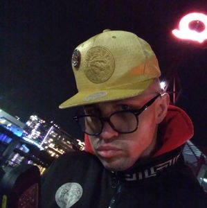 Meet your Posher, Johnny